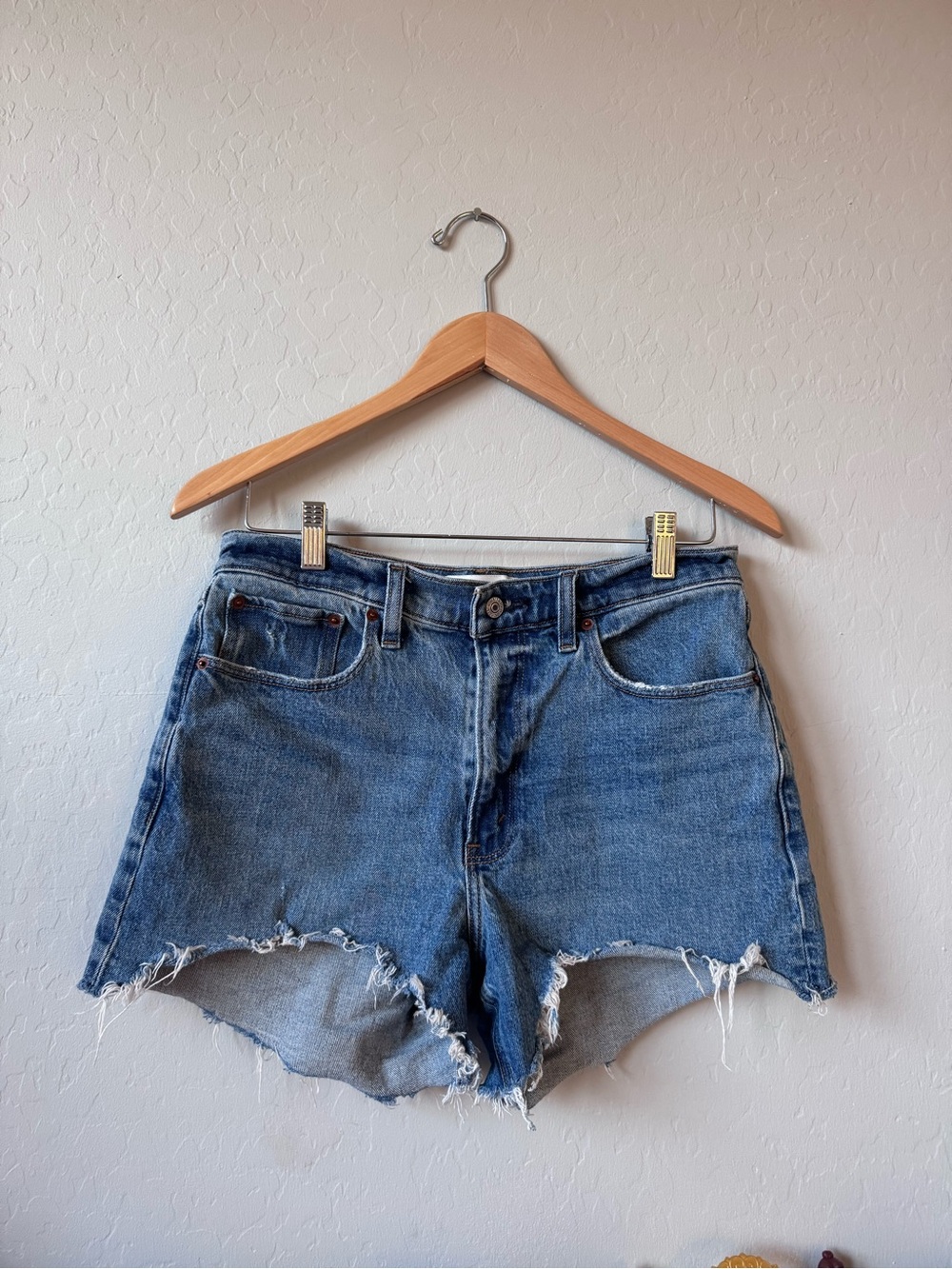 Abercrombie & Fitch 4” Mom Short High Rise Distressed Denim Cutoff Shorts - Blue